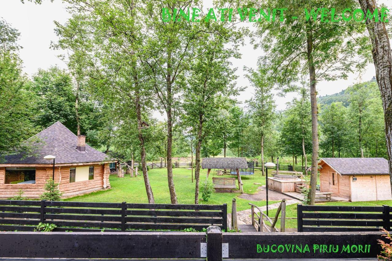 Pension Piriu' Morii Гура Хуморулуй Екстериор снимка