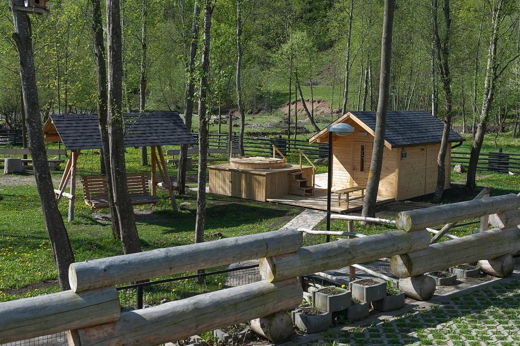 Pension Piriu' Morii Гура Хуморулуй Екстериор снимка