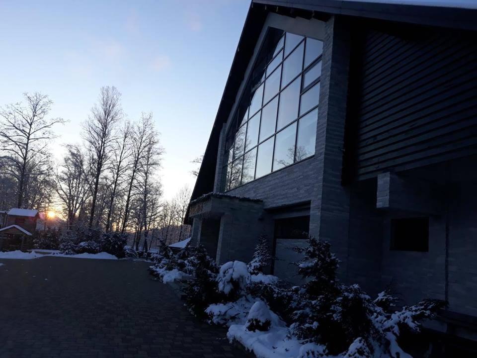 Pension Piriu' Morii Гура Хуморулуй Екстериор снимка